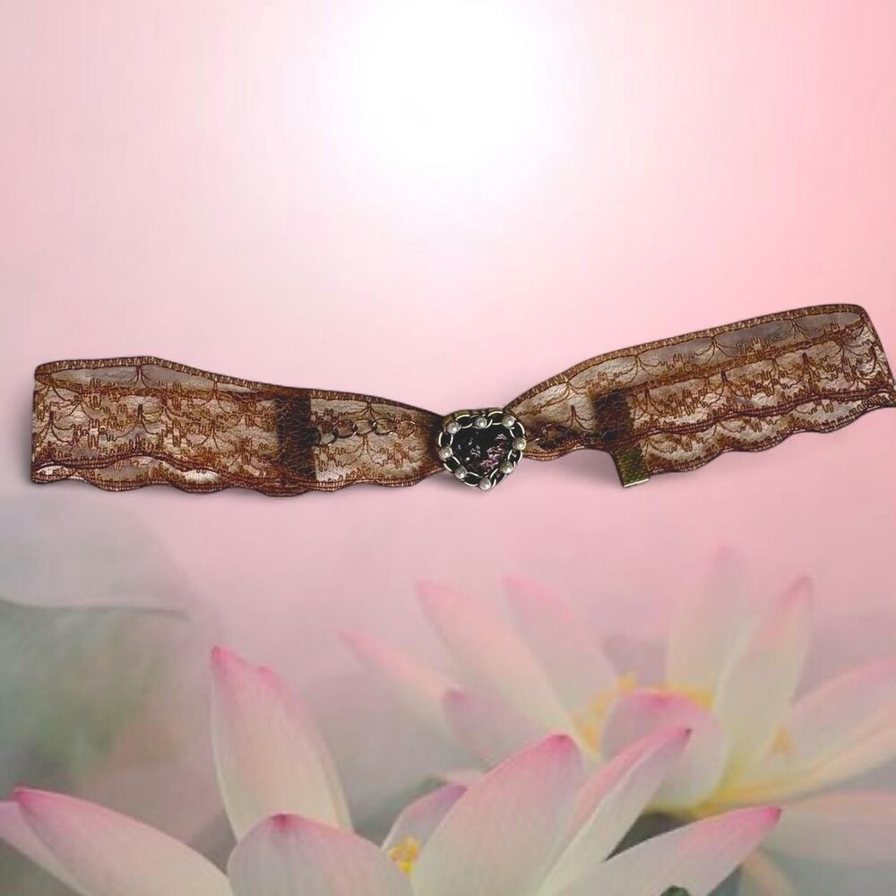 ꧁ᬊᬁ 90s style lace choker necklace  ᬊ᭄꧂